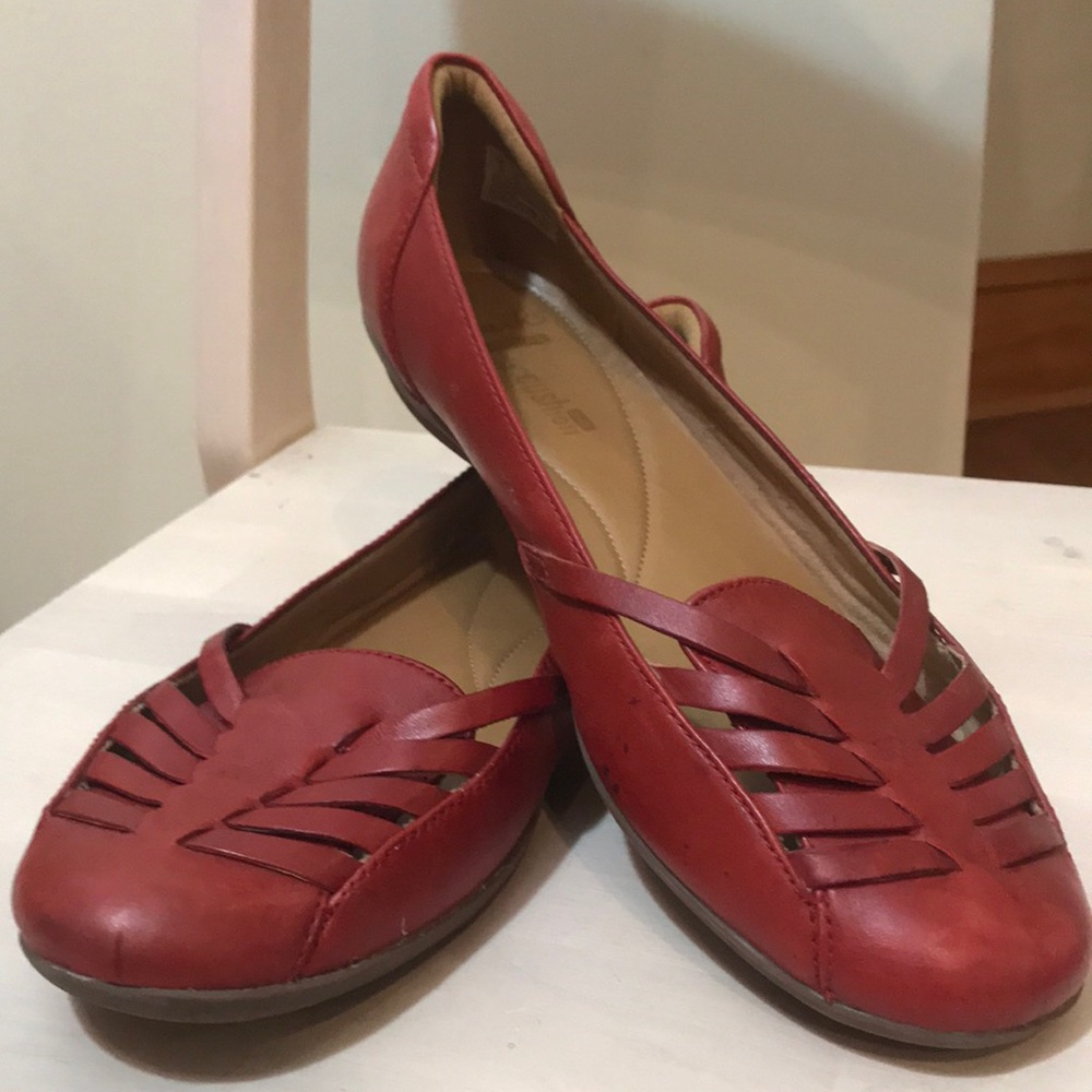 Clarks Collection Soft Cushion Red Flats Sz 8.5